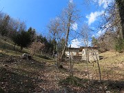 Alla CROCE del PIZZO RABBIOSO (1132 m) da Bracca ad anello passando dalla CROCE DI BRACCA (937 m)-19febb24 - FOTOGALLERY